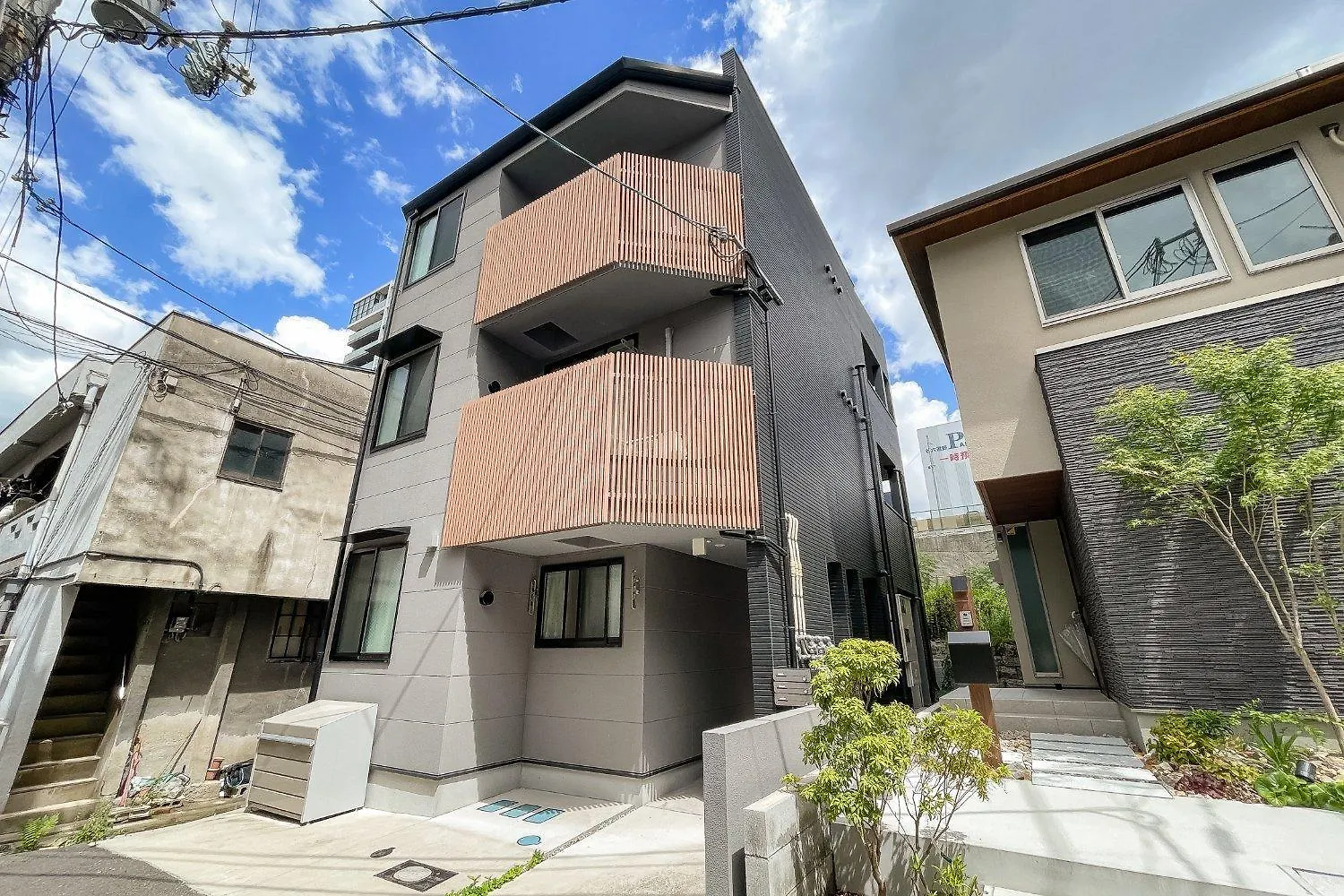 Seed Tanimachi 6-Chome 오사카